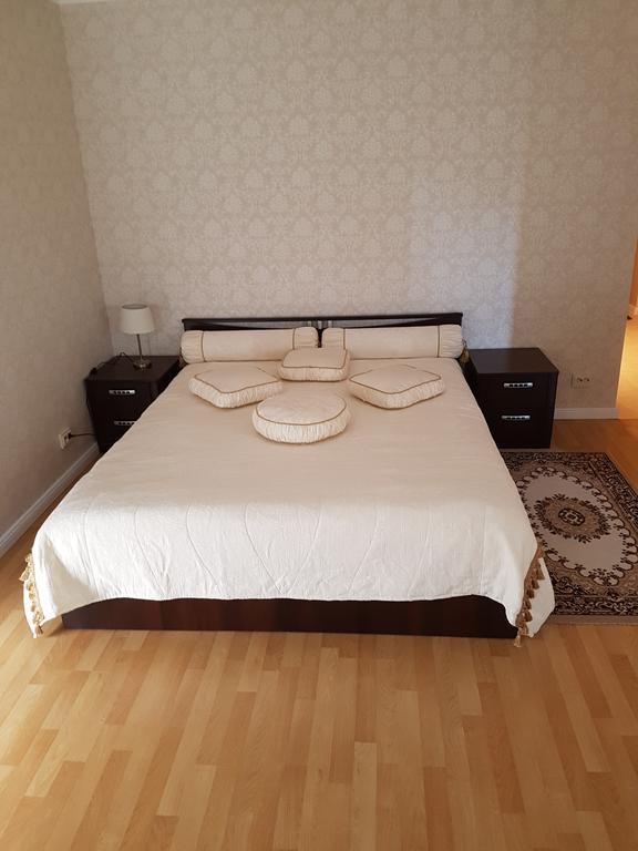 Pretty Apartment Елгава Экстерьер фото